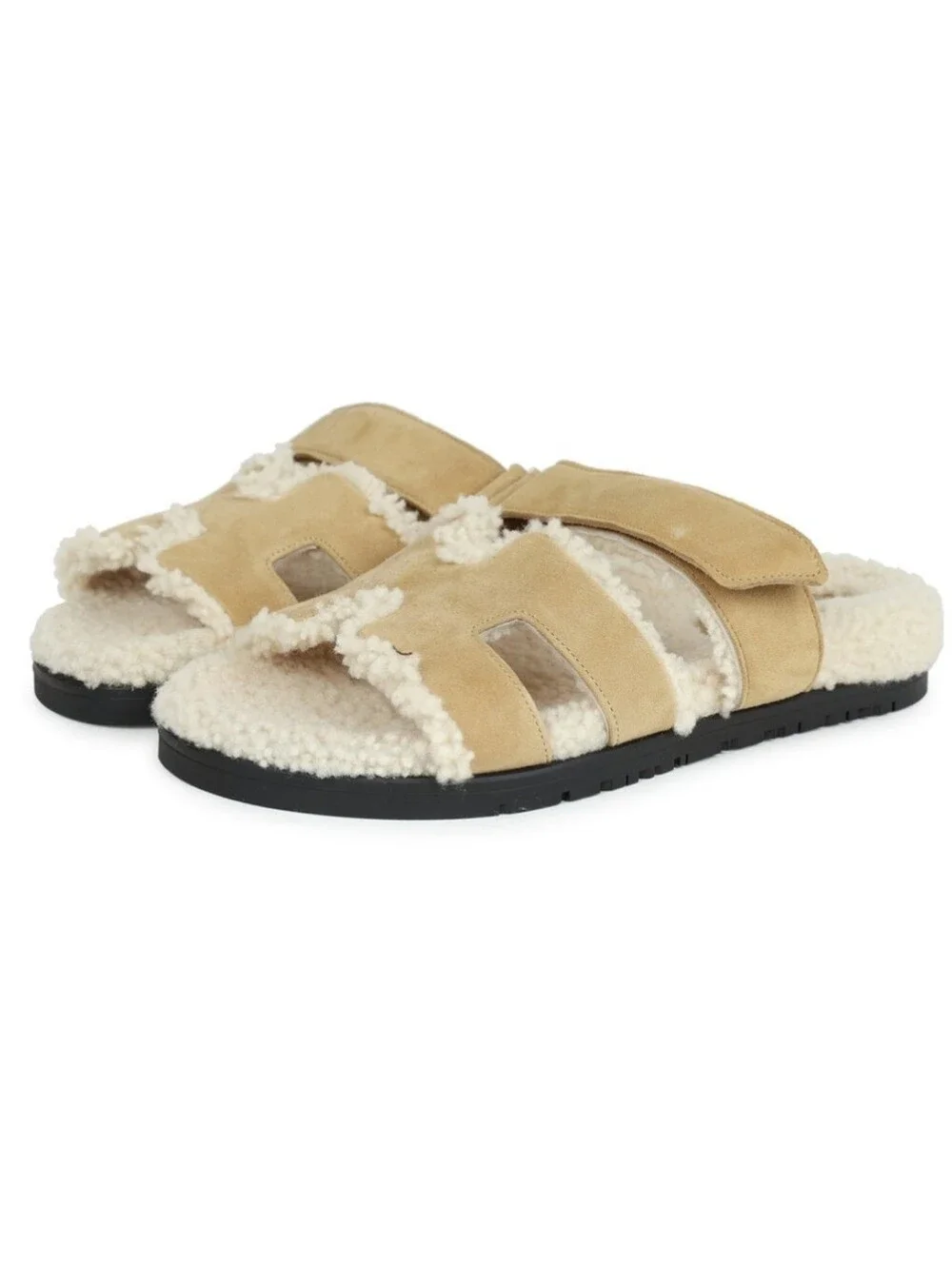 Hermès Chypre ShearlingTechno Sandal Beige Albatre/Ecru Shearling and Suede
